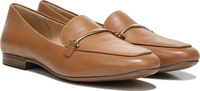 naturalizer saban flats