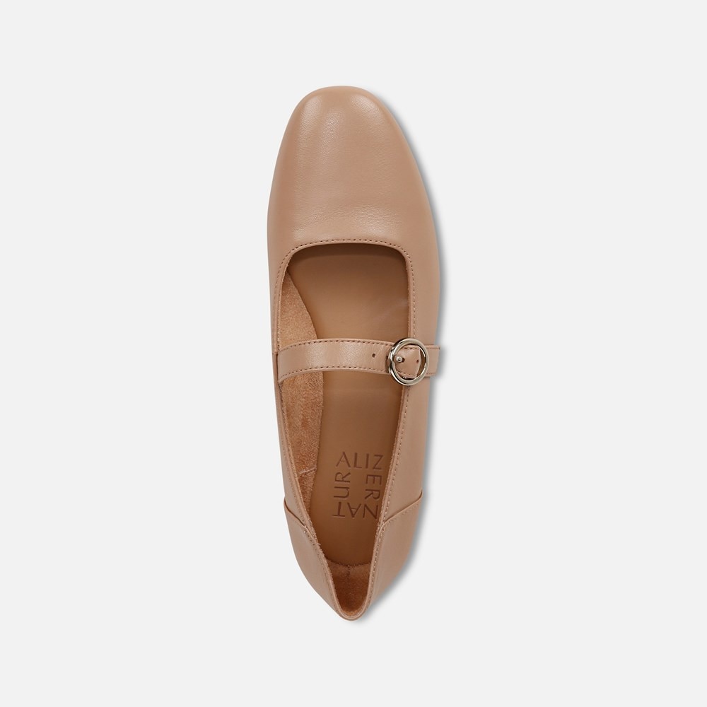 Naturalizer fashion tan flats