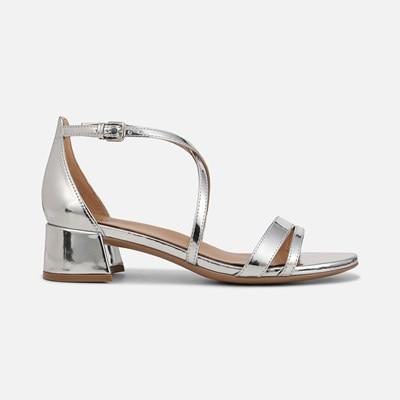 Naturalizer discount silver sandals