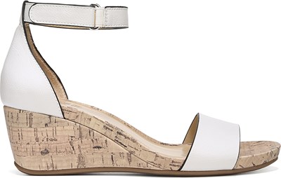 naturalizer areda wedge sandal