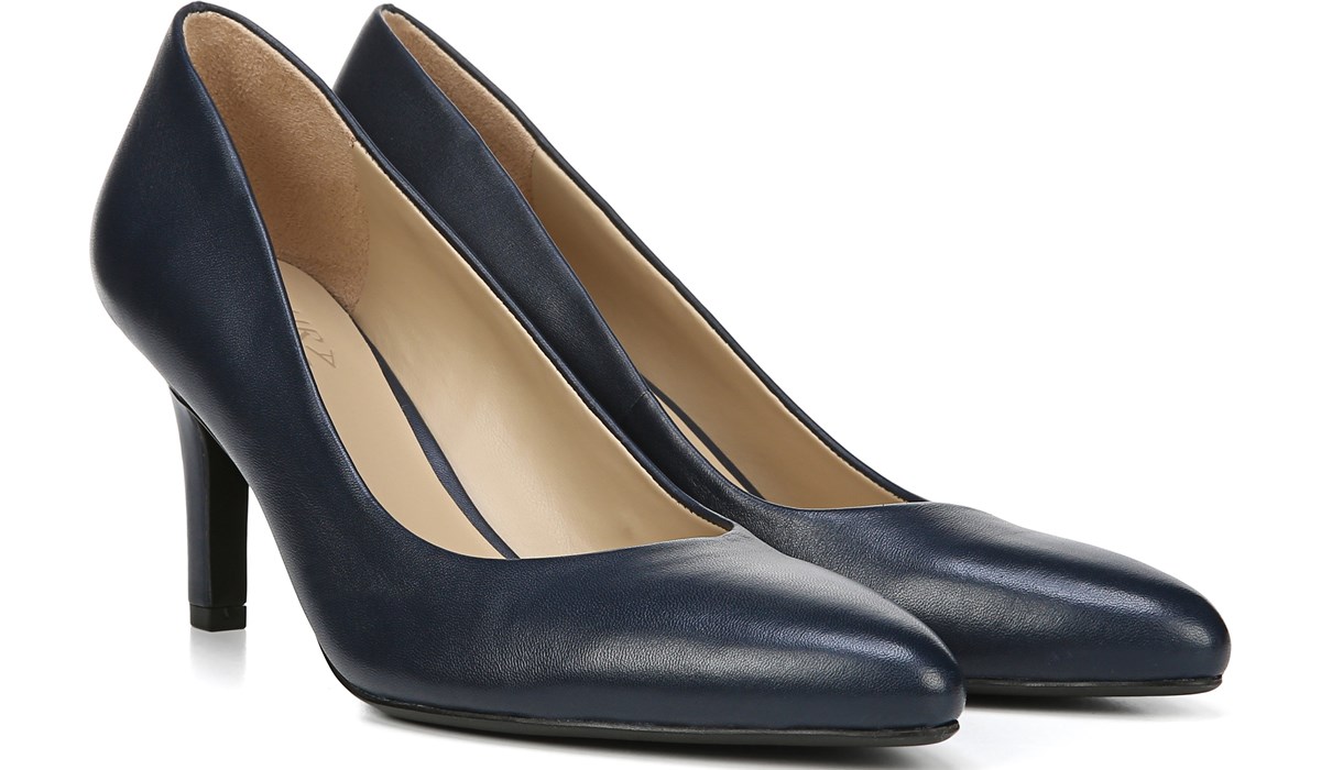 Naturalizer Evie in Navy Leather Heels 