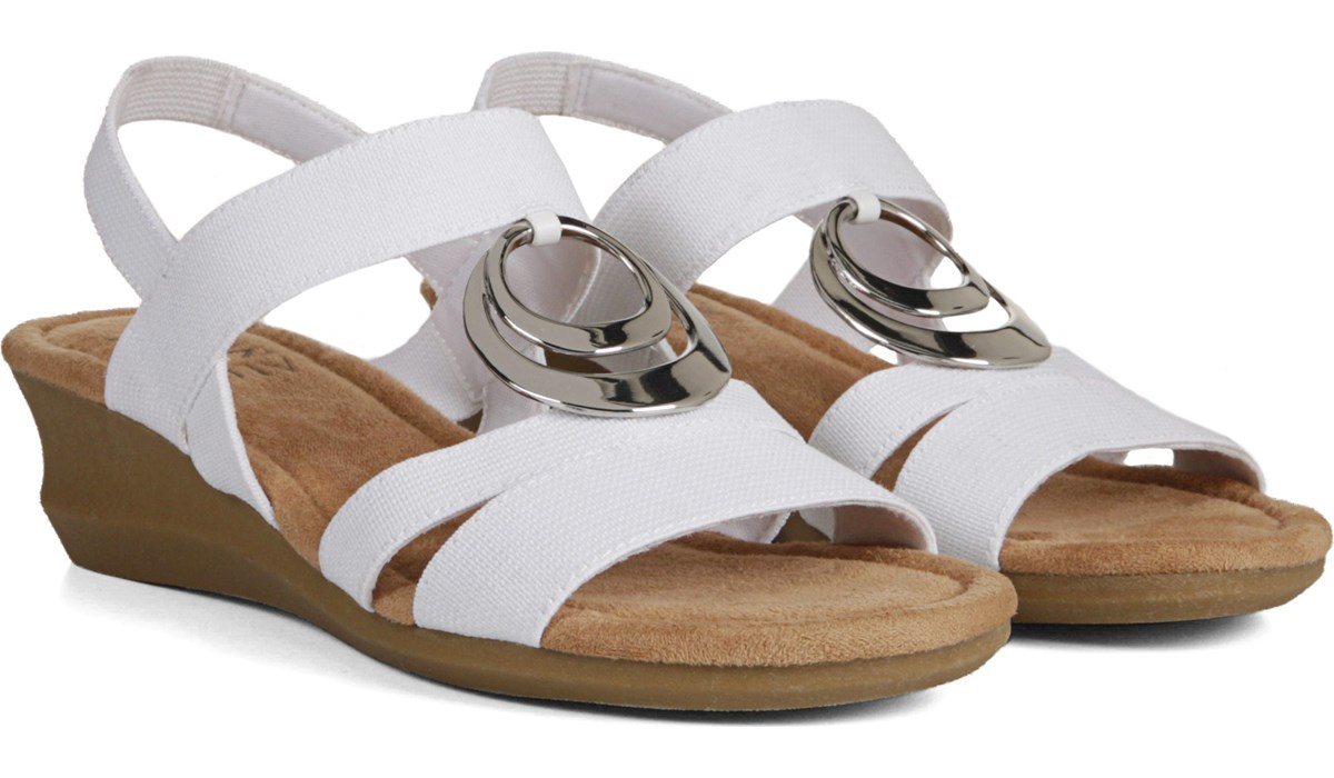 white sandals naturalizer