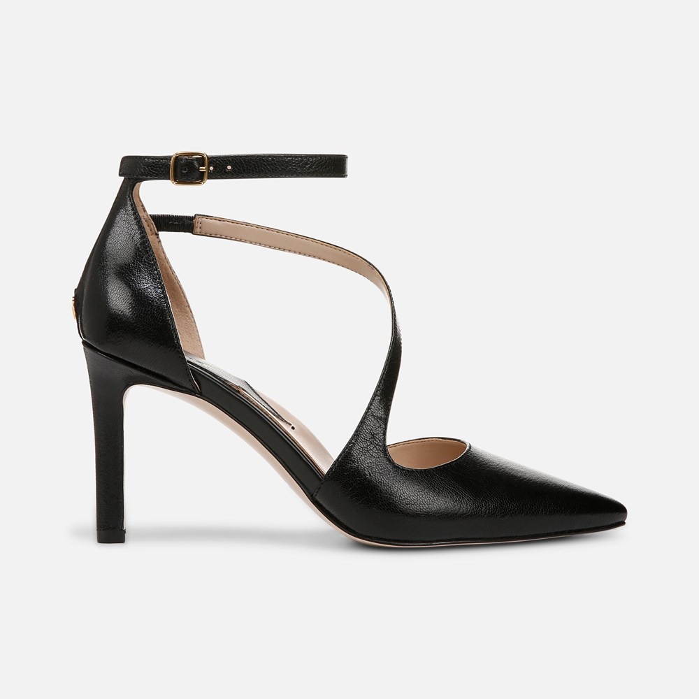 Naturalizer black pumps hotsell