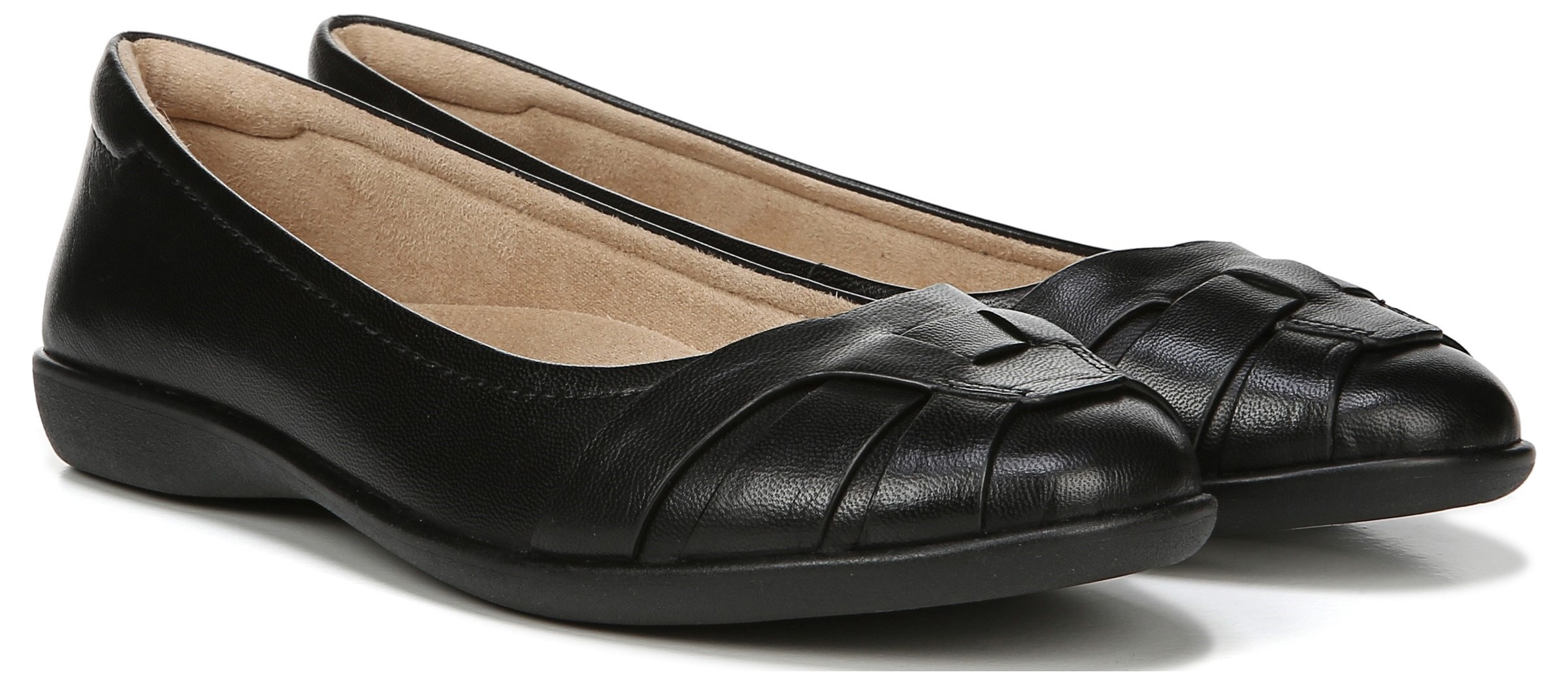 naturalizer freeport flat