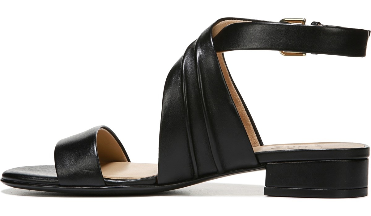 Naturalizer Maddy in Black Leather Sandals