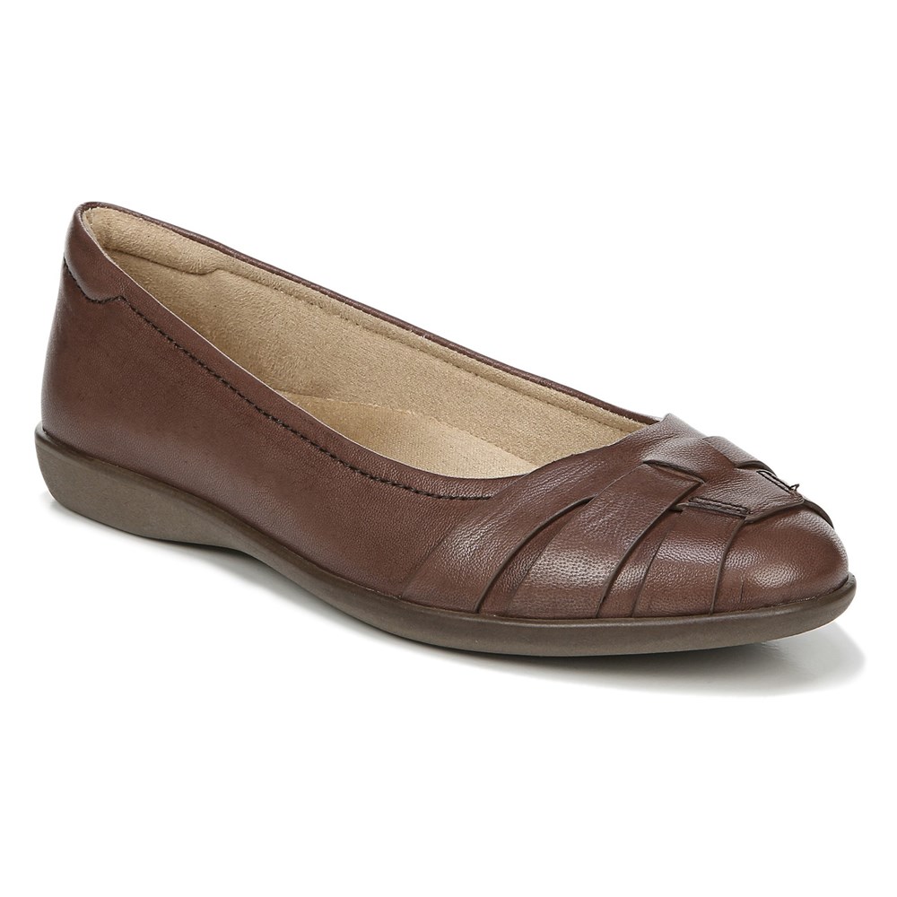 naturalizer freeport flat