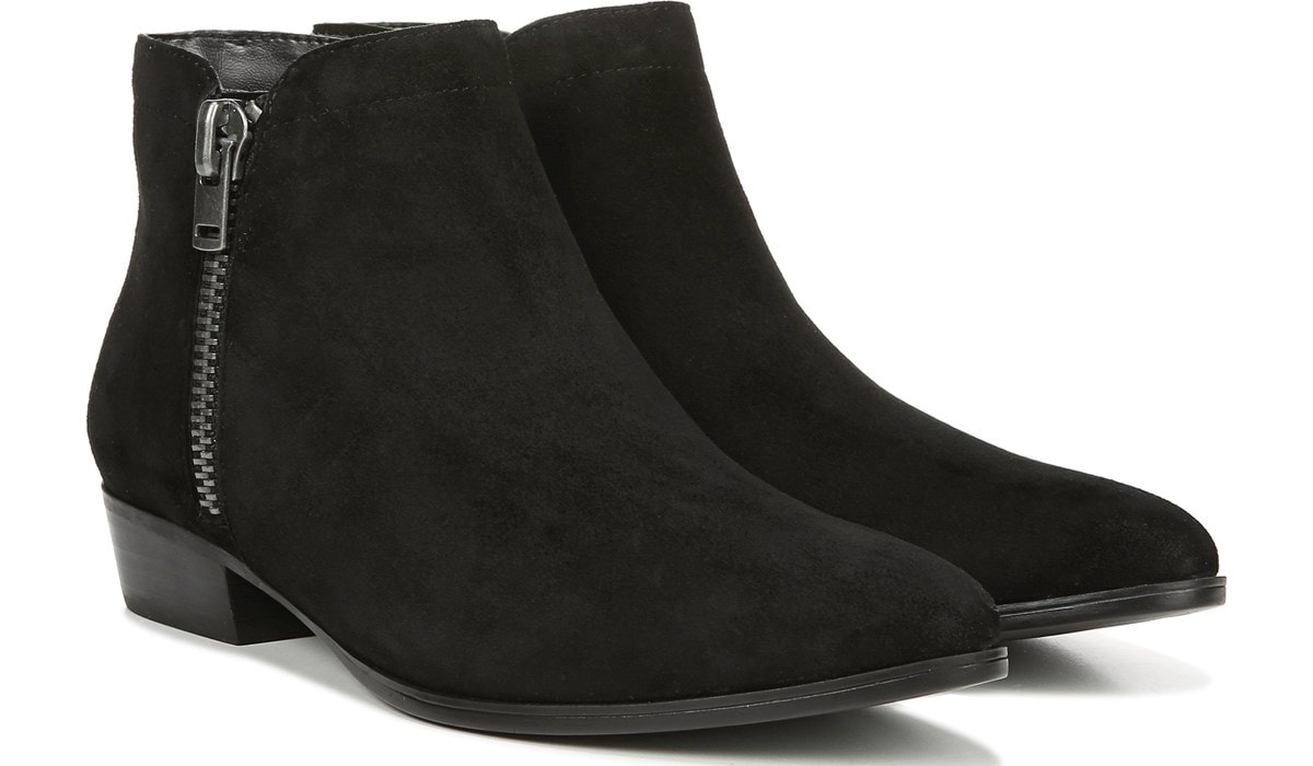 naturalizer black ankle boots