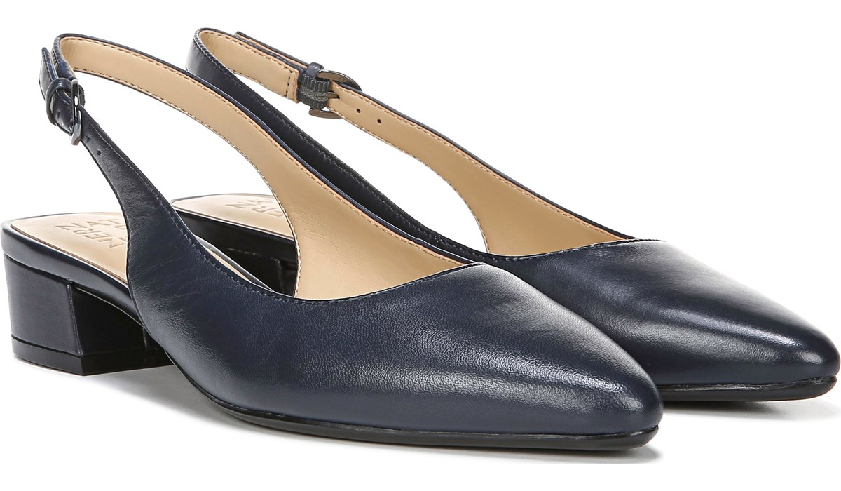 Naturalizer Falcon in Navy Leather 