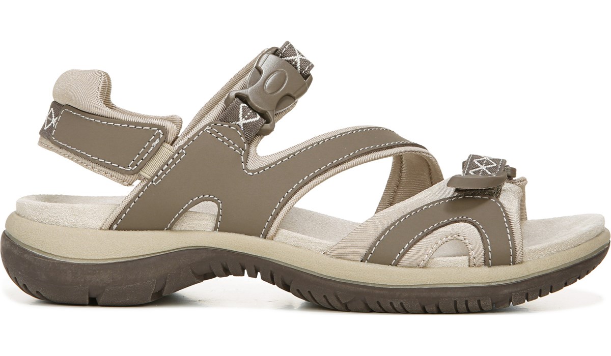 naturalizer angeles sandals