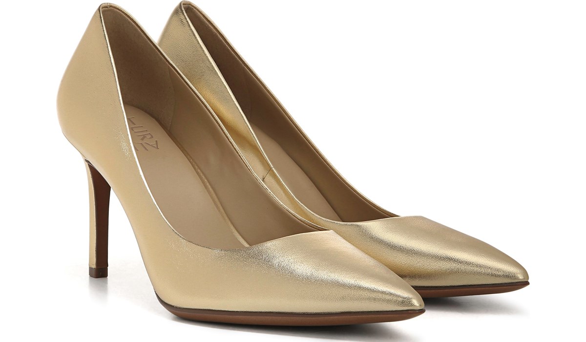 naturalizer gold shoes