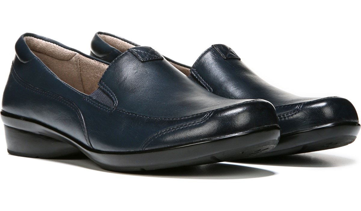 naturalizer channing loafers