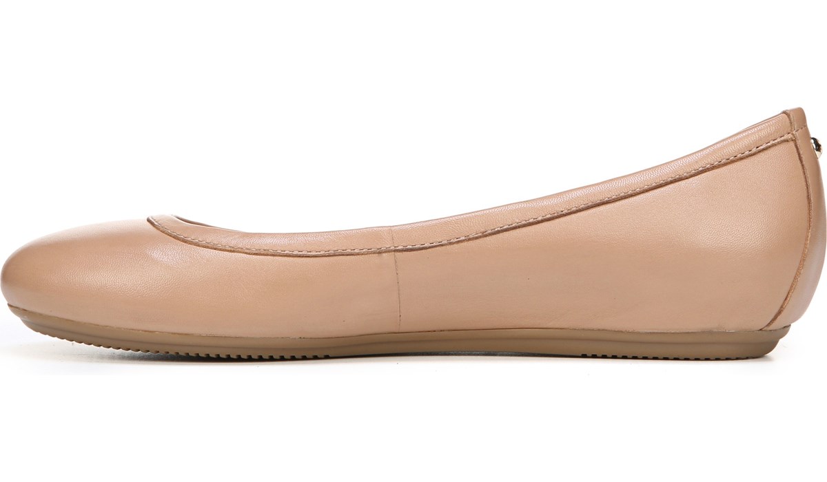 naturalizer brittany leather ballet flats