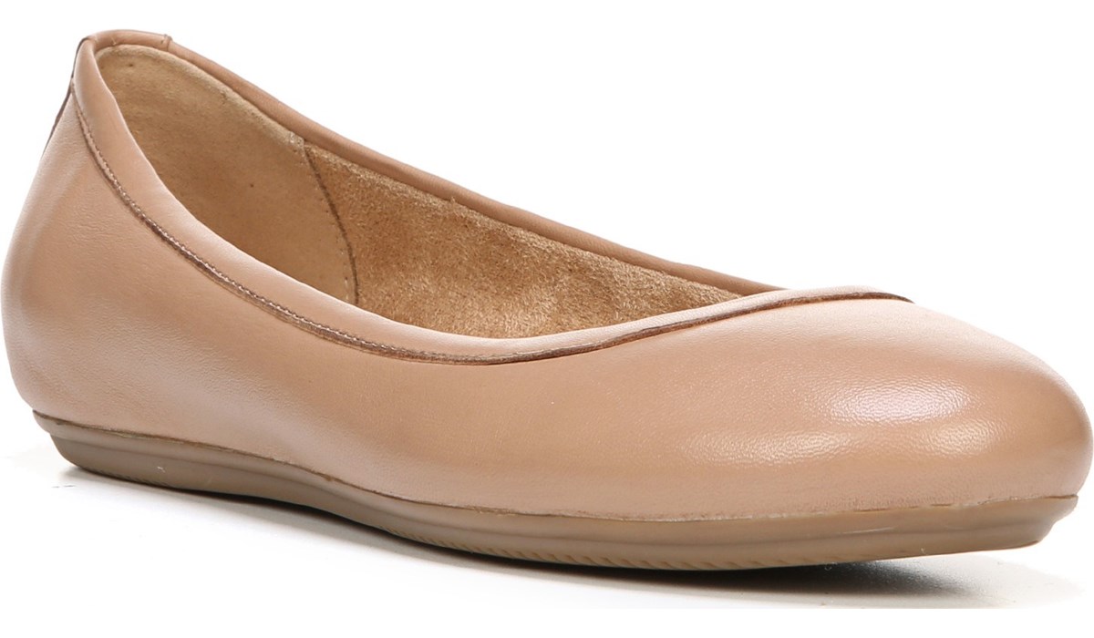 naturalizer brittany leather ballet flats