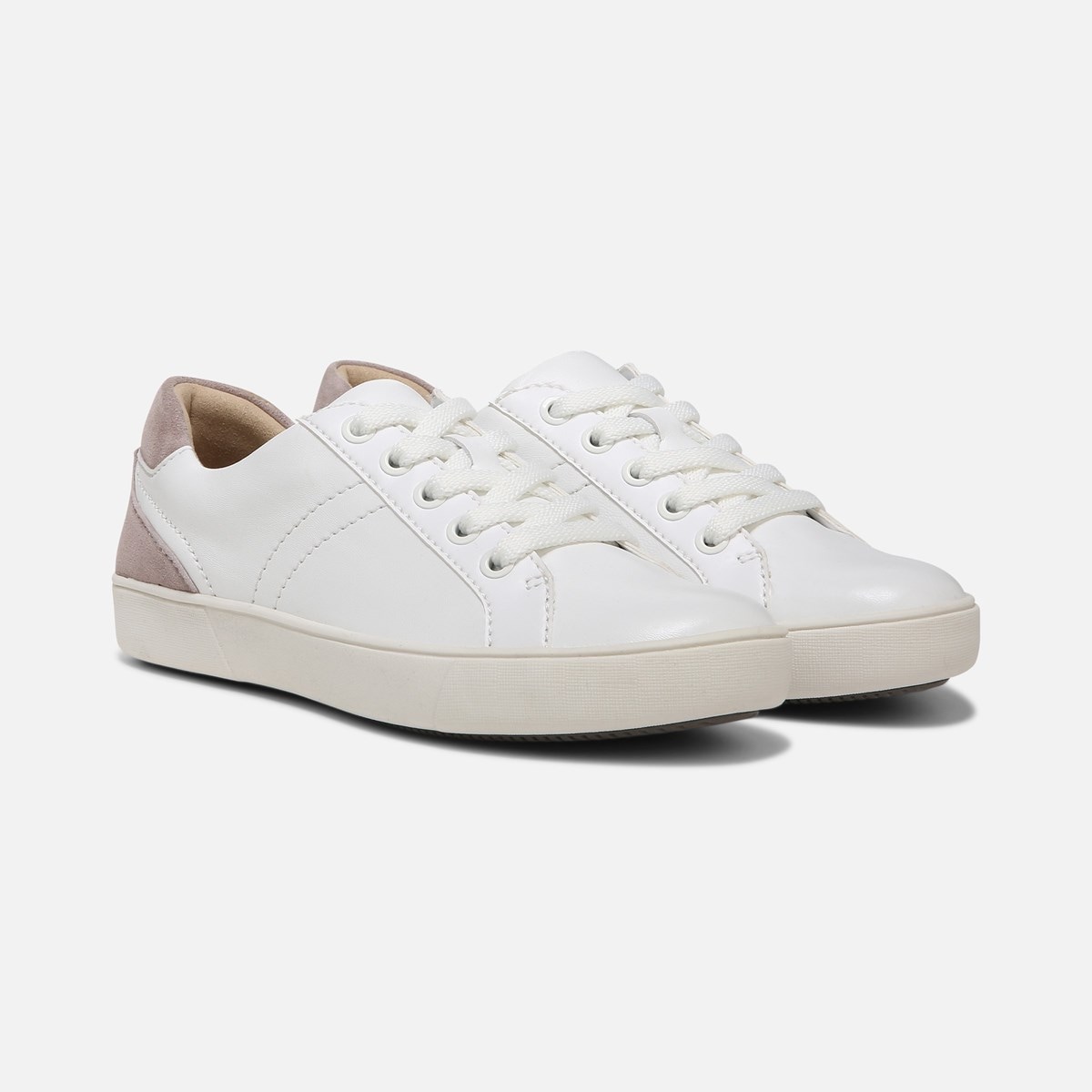 naturalizer white shoes