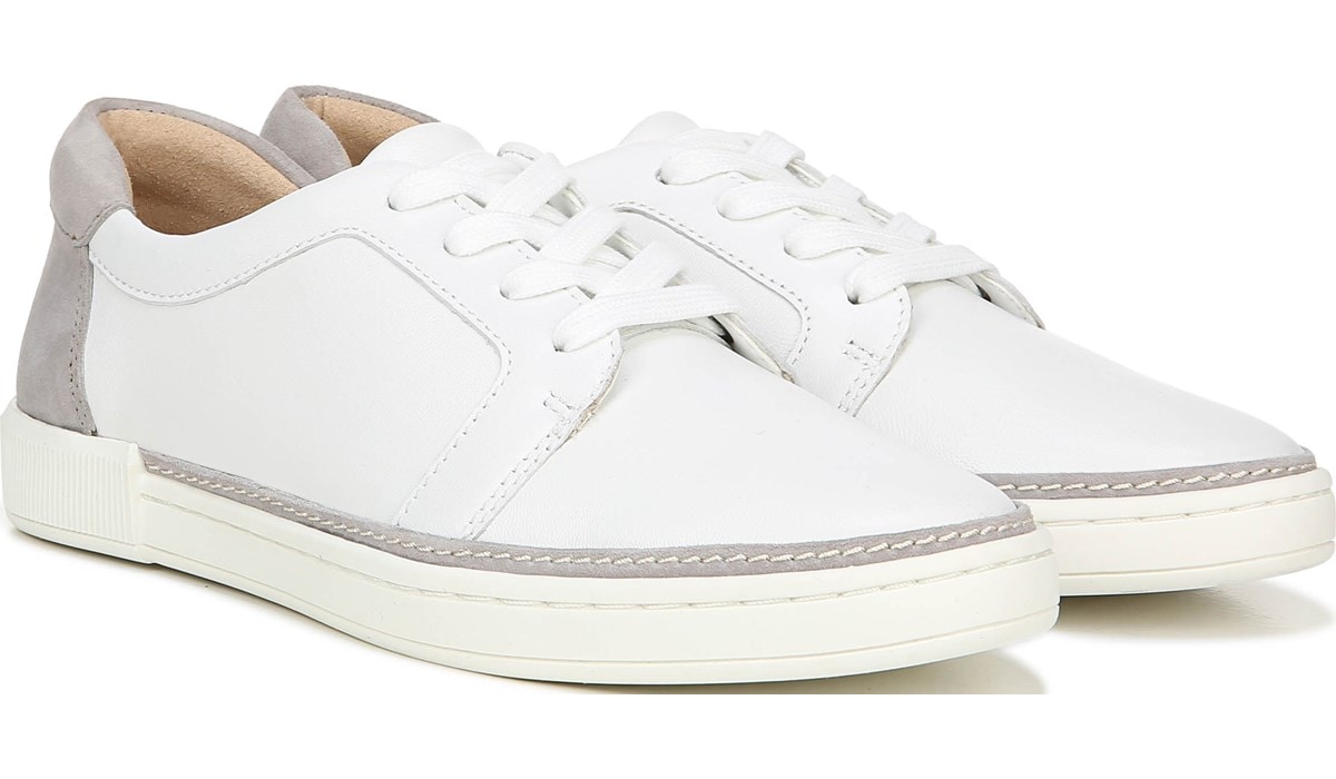 naturalizer leather sneakers