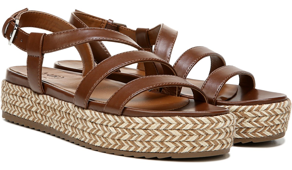 naturalizer tan sandals